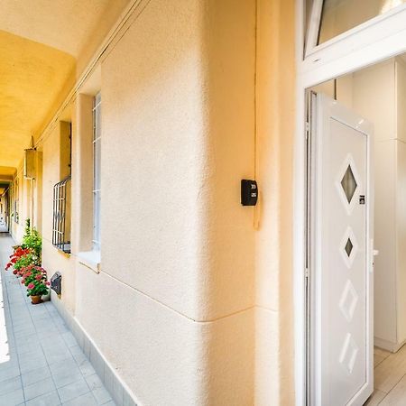 Fleur Creme Apartment ブダペスト エクステリア 写真