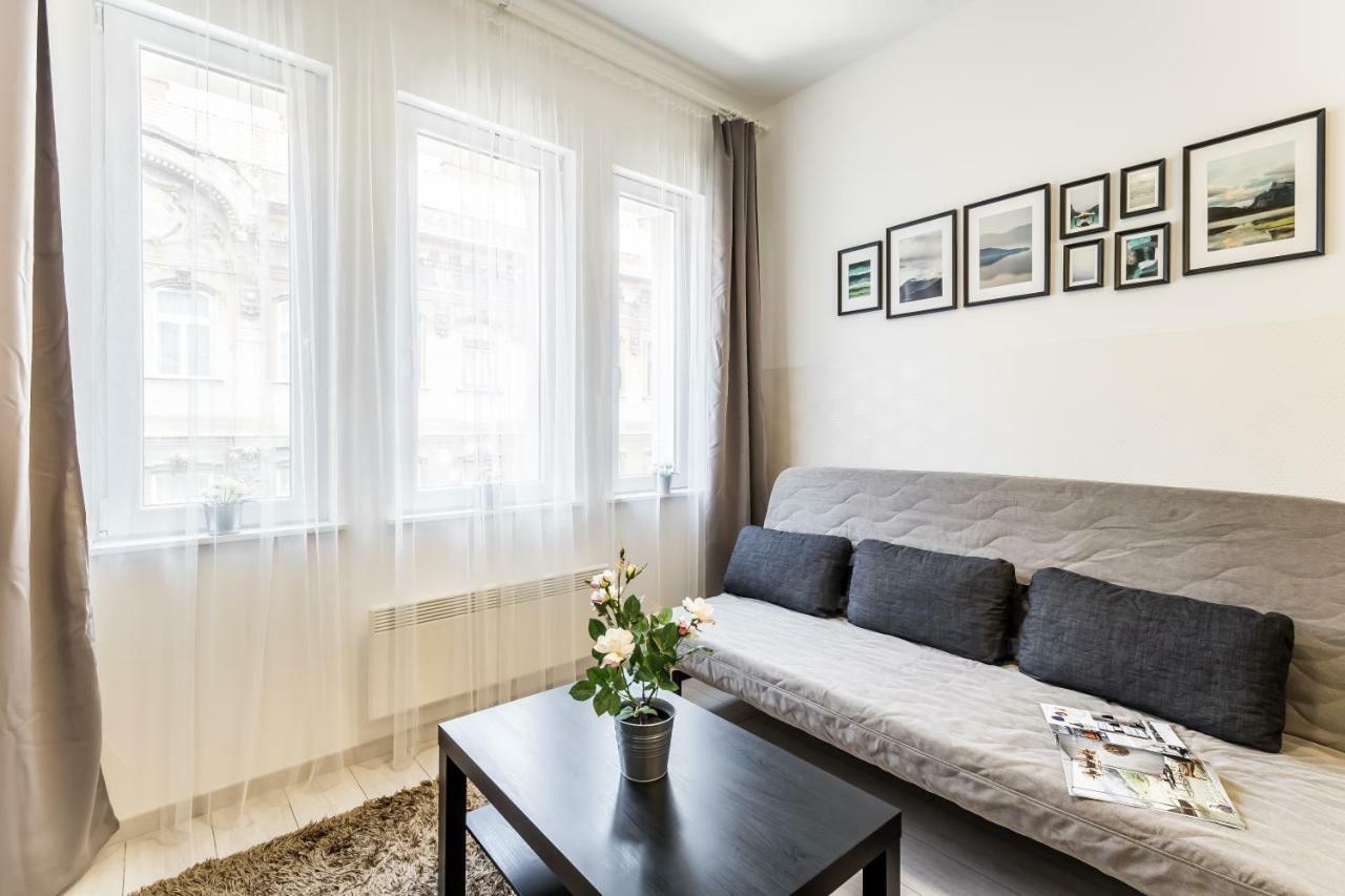 Fleur Creme Apartment ブダペスト エクステリア 写真